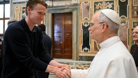 Who does the pope support? Doubts over Leo’s football club during audience with Napoli