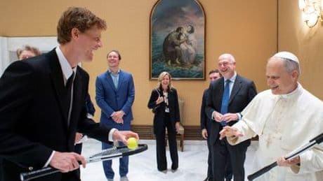 Papst Leo XIV.: Tennis-Weltranglistenerster Jannik Sinner zu Gast im Vatikan