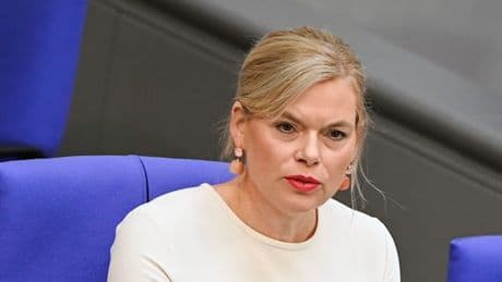 „Fehlbesetzung“, „Unfähigkeit“ – Jetzt äußert sich Julia Klöckner zu Kritik