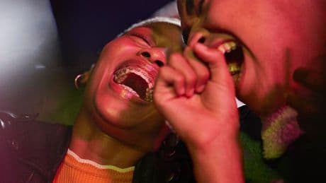 A Ridiculously Simple Habit That Strengthens Love, By A Psychologist