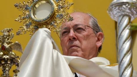 "Message inquiétant": la présence au conclave d'un cardinal accusé d'agressions sexuelles suscite l'indignation