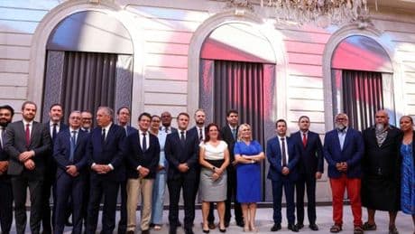 En Nouvelle-Calédonie, l’accord sur l’avenir institutionnel de l’archipel suscite de premières réactions contrastées