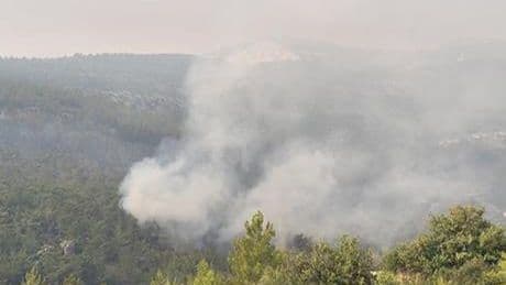 Yurdun dört bir yanında alevlerle mücadele! Yangın köye indi: Kaç artık hiçbir şey yapamayız