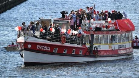 Mit Bahn, Tram oder Schiff – so kommen Sie in die Alte Försterei