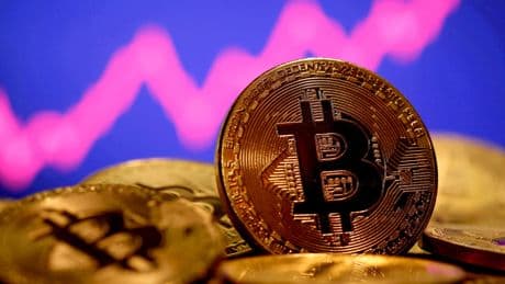 Bitcoin ilk kez "122 bin dolar"ı aştı!