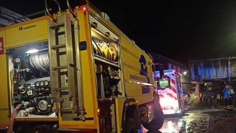Un muerto y un herido al volcar una autobomba en Espinoso de Compludo (León)