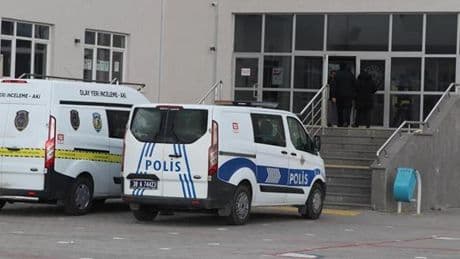 'Çocuk benden değil, deyince kendimi kaybettim' demişti... Okulda öğretmeni vuran kadına 8 yıl 4 ay hapis