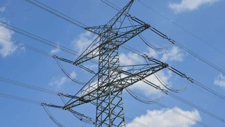 Stromausfall in Berlin: Brand an Strommasten legt Südosten lahm