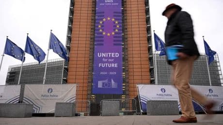 0% pour l'Allemagne, 0,6% pour la France: Donald Trump contraint l'UE à sabrer ses prévisions de croissance