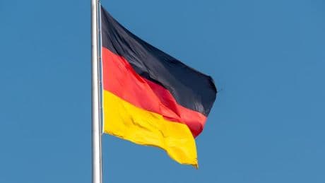 Deutschlandflaggen nun auch an Schulen im Landkreis Mansfeld-Südharz