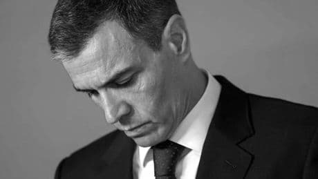 El verano de Sánchez es para reflexionar (y el de los españoles para pagar impuestos)