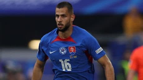 Hancko, l'ex obiettivo Juve va all'Atletico Madrid. &quot;Raggiunto l'accordo&quot;: le cifre