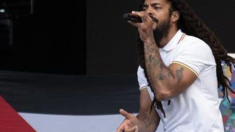 Filistin'de destek veren Bob Vylan grubunun bir konseri daha iptal edildi