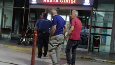 İzmir'de ruhsatsız tabancalar ele geçirildi: 3 gözaltı