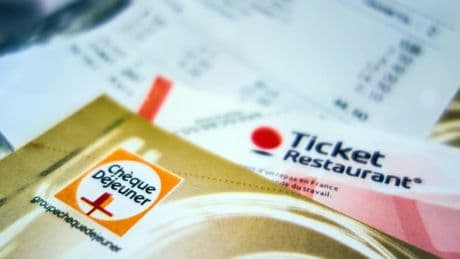 Titres-restaurant: la ministre du Commerce annonce une prolongation du dispositif en supermarché après 2027