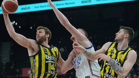Anadolu Efes ile Fenerbahçe Beko'nun lig maçları ertelendi