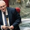 DIRECT. Aide à mourir : "Ce serait étonnant que le texte ne soit pas voté" à l'Assemblée, avance le député Olivier Falorni, rapporteur de la proposition de loi