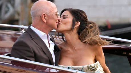 Jeff Bezos and Lauren Sánchez Tie the Knot