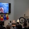 “Papa, blijf ook hierboven stralen”: familie en vrienden nemen op pakkende wijze afscheid van Ludo Dierckxsens