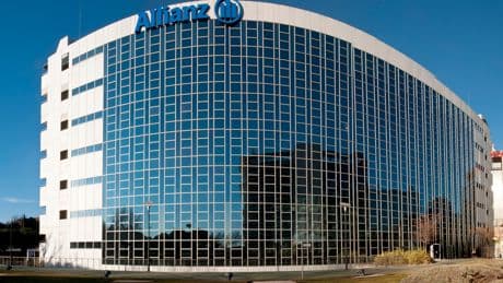 Allianz recompensa a BBVA por su alianza de bancaseguros