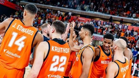 Basketballers winnen nipt van Oostenrijk in eerste WK-kwalificatiewedstrijd