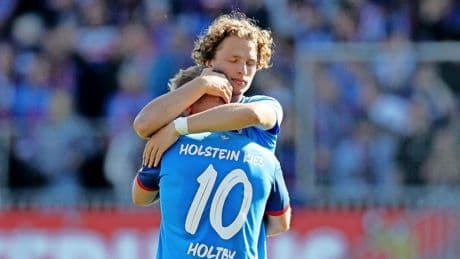 Fußball-Bundesliga: Kieler Abstieg nach 1:2 gegen Freiburg besiegelt
