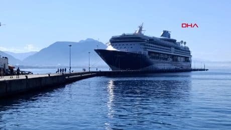 İngiliz turistler kruvaziyerle geldi