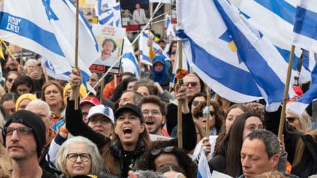 Hamás liberará al israelí-estadounidense Edan Alexander como gesto de buena fe para un alto el fuego en Gaza
