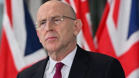 Defence review to show Moscow our ‘readiness to fight’, says Healey