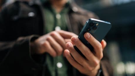 DWP issues scam warning over text claiming to help with energy bills