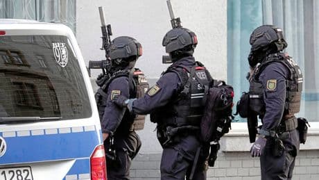 BFE-Skandal | Brutale Aufnahmerituale bei Dresdner Polizei-Spezialeinheit