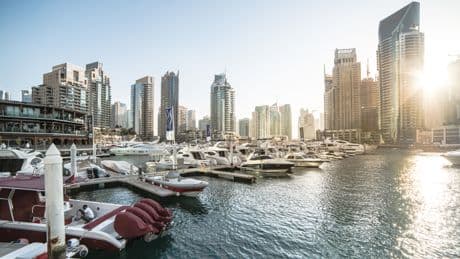 Emiratos Árabes Unidos, primer país en utilizar la IA para redactar leyes