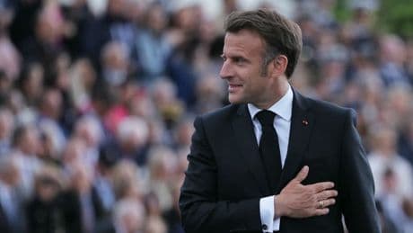 "Un moment historique pour l'Église catholique": Emmanuel Macron salue l'élection de Léon XIV