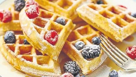 İDİL ÇİMRİN / Çocuklara waffle