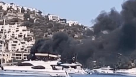 Türkei: Yacht brennt vor Urlaubsort Bodrum