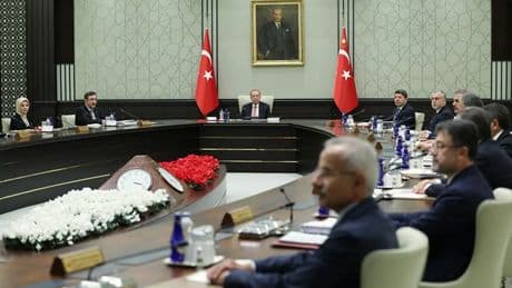 Kabine bugün Saray'da toplanıyor: Erdoğan'ın masasında hangi başlıklar var?