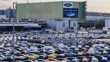 Tarifstreit bei Autobauer: Streiks bei Ford? Urabstimmung beim Autobauer beendet