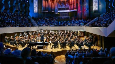 Musik: Mit doppeltem Boden