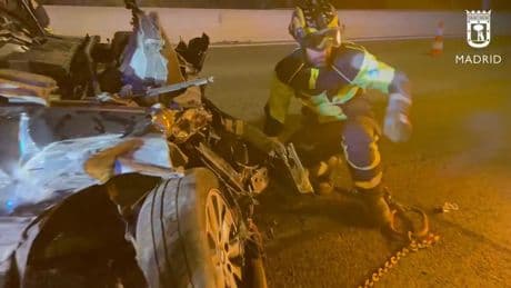 Muere una mujer y cuatro personas resultan heridas en un accidente de tráfico en la M-40 en Moratalaz