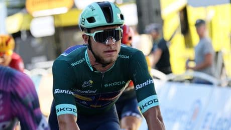Tour de France, étape 8 : l’Italien Jonathan Milan s’impose au sprint à Laval