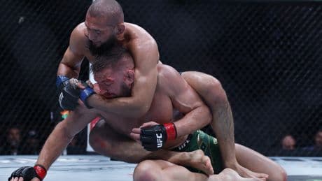 UFC 319: Khamzat Chimaev wins middleweight belt by unanimous decision over Dricus Du Plessis