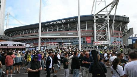 Persfotografen boycotten Oasis-concerten vanwege strenge eisen fotorechten