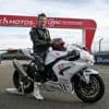 Après son accident, Mathieu Kassovitz remonte en selle aux 24 Heures motos, au Mans