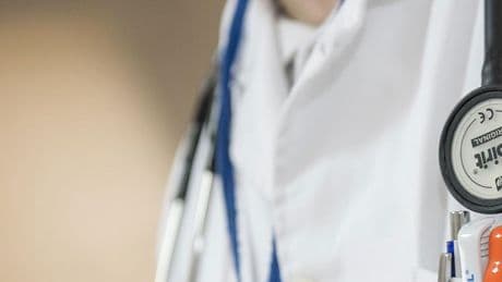 Yunanistan'da sağlık krizi... 20 bin doktor ülkeyi terk etti