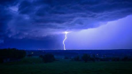 Orages : dix départements du centre-est en vigilance orange