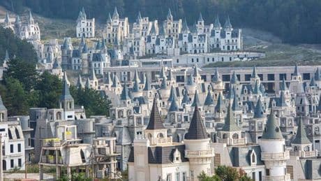 'Disney ghost village' stands frozen in time with hundreds of 'mini castle' homes