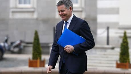 Pay cap of 500,000 euro at AIB and PTSB removed, Finance Minister says