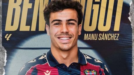 Manu Sánchez llega al Levante, cedido del Celta de Vigo