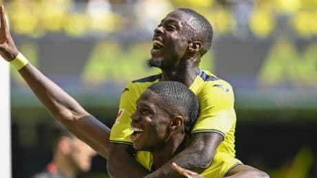El Villarreal vence a Osasuna y mira a la Champions con descaro