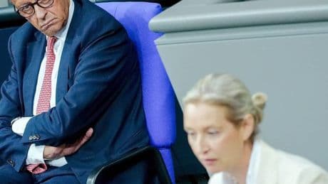Generaldebatte im Bundestag: Merz sieht Stimmungsumschwung im Land – Weidel wirft ihm Wahlbetrug vor